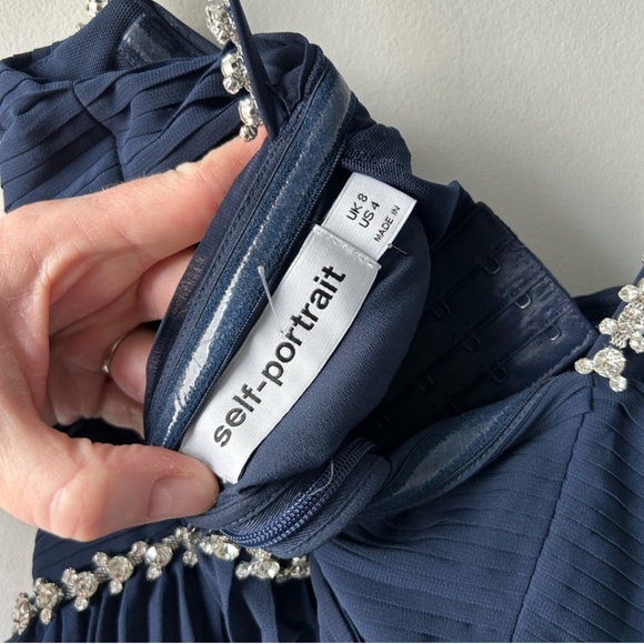 Self-Portrait - Picture 11 of 16